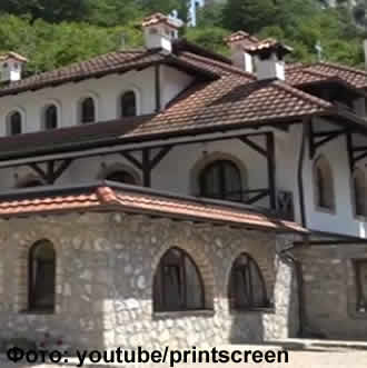 Манастир Куманица